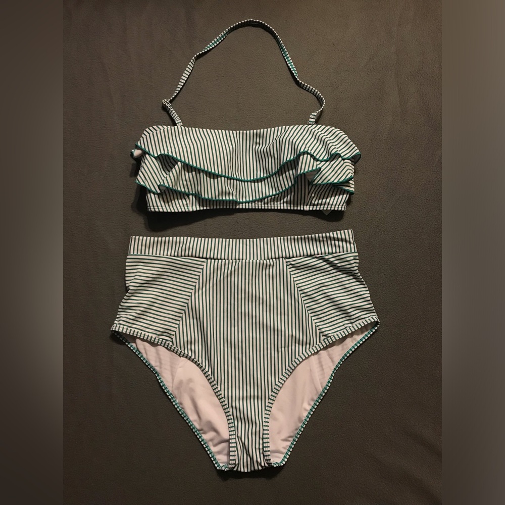 NEW Striped Ruffle Bikini - Picture 2 of 16